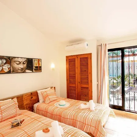 Villa Krabi - Elegante Moradia Com Piscina Aquecivel - *